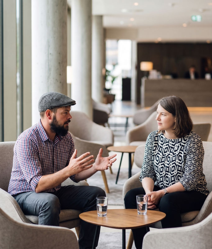 Interview Dr. Sabine Mavin mit Michael Grindmayer von Explanideo in München